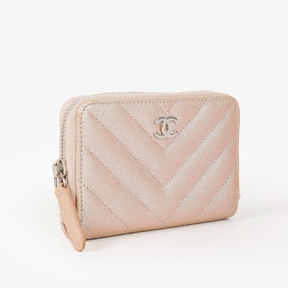 Chanel Iridescent Caviar Zippered Coin Purse Chevron - Picture 1 of 11